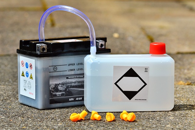 Czy w akumulatorze jest prąd stały czy zmienny? Czy w akumulatorze jest prąd stały czy zmienny?