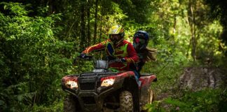Co jest bardziej wywrotne quad czy cross?